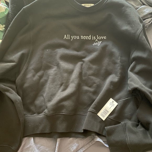 BRUNETTE THE LABEL sweater - Picture 1 of 3